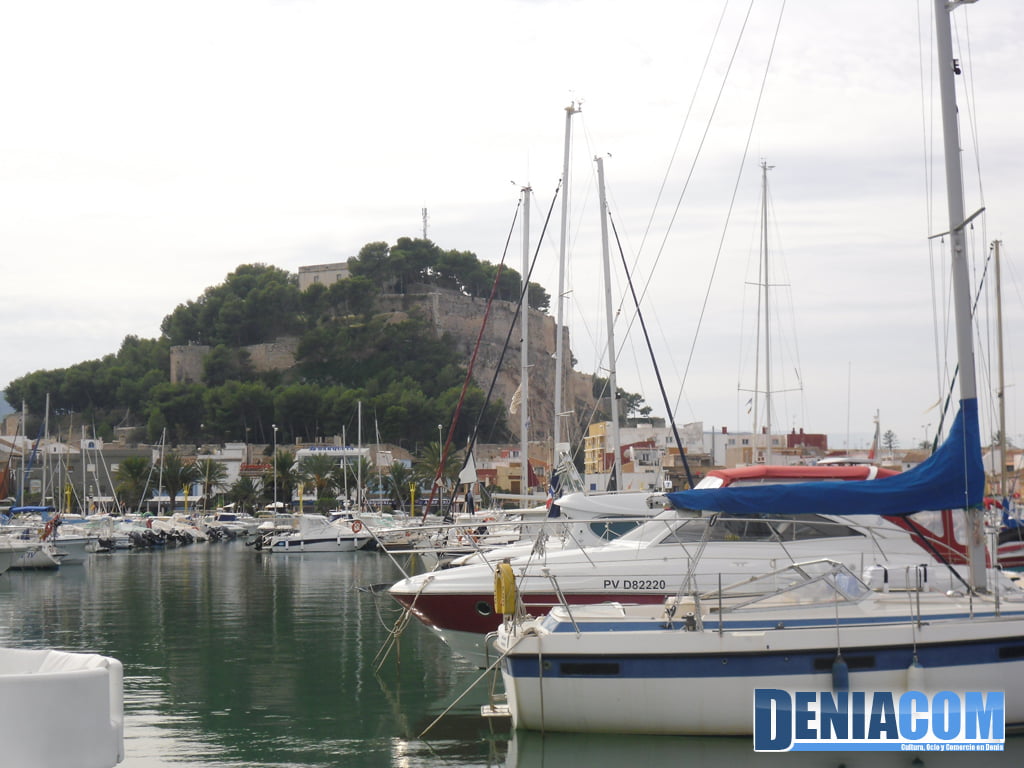 Puerto de Dénia – Vista del Castillo