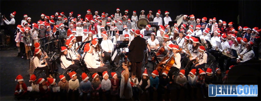 09 Concierto de Navidad de la Banda Juvenil de Dénia – Bailarines de Cuqui Ivars