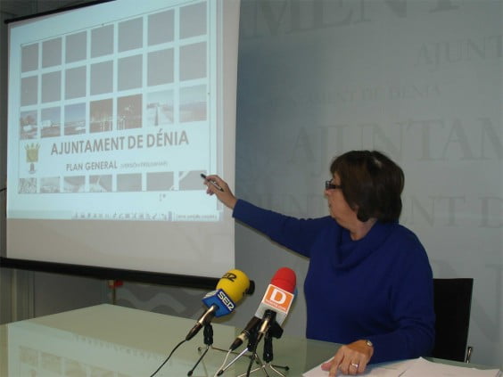 Pepa Font presenta el Plan General de Dénia