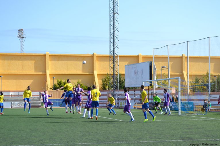 Gervasio falló un penalty en el minuto 80