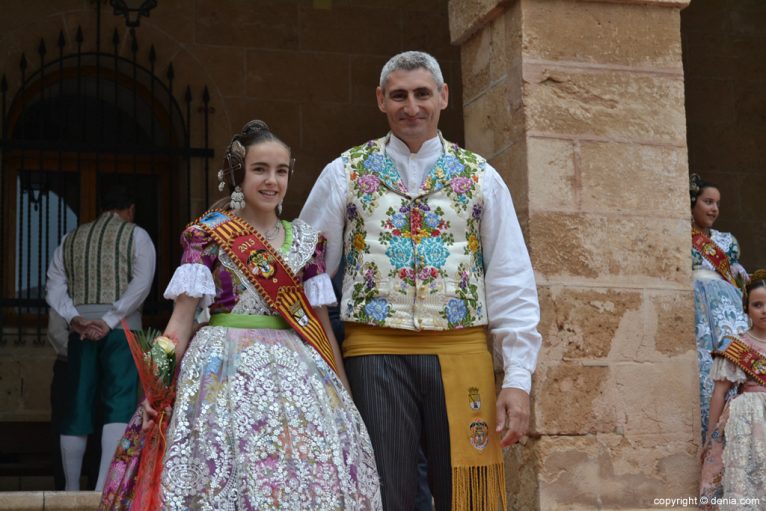 Corte de Honor de la Fallera Mayor Infantil - Elena Crespo