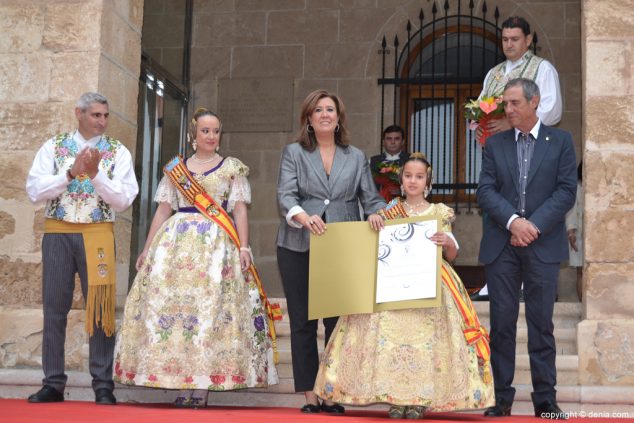 31 Entrega de los nombramientos oficiales a las Falleras Mayores de Dénia 2015