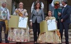 33 Entrega de los nombramientos oficiales a las Falleras Mayores de Dénia 2015