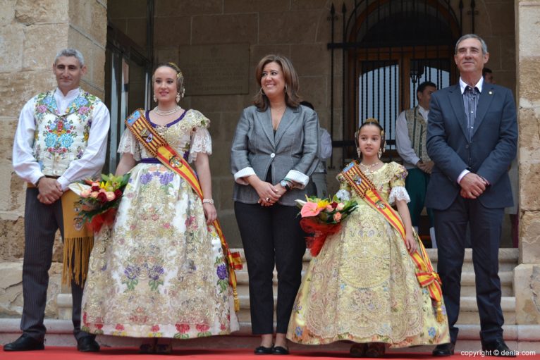 Entrega de los nombramientos oficiales a las Falleras Mayores de Dénia 2015