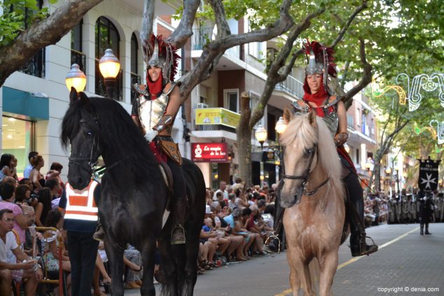 01 Desfile de gala Dénia 2014