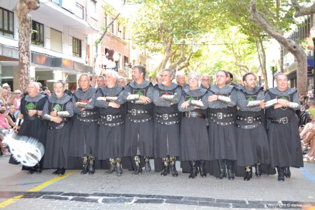 06 Desfile de gala Dénia 2014 Filà Cavallers del Men Fot