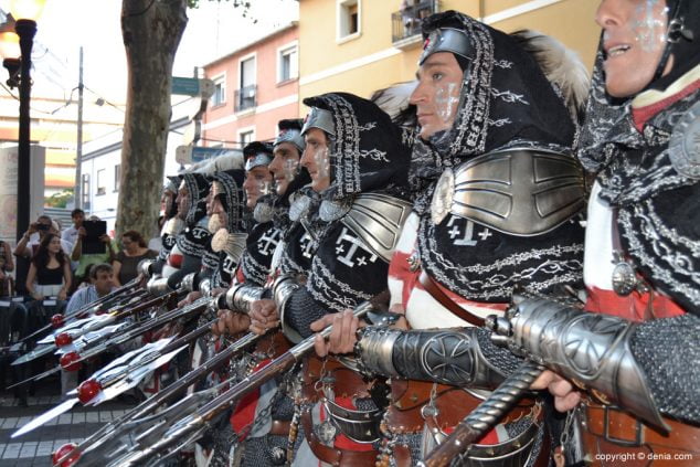 24 Desfile de gala Dénia 2014 Filà Creuats