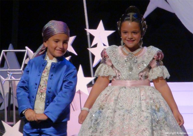 12 Presentación infantil Baix la Mar Alejandra y Vicent