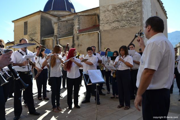 06 Banda de dénia en el Día de la Comunitat Valenciana