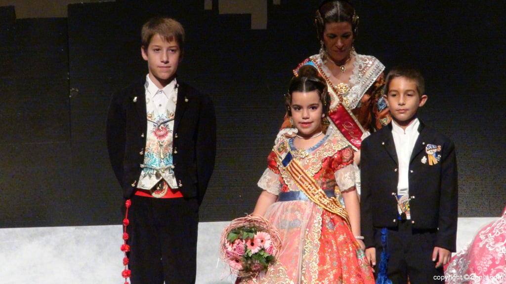 Presentación Infantil Falla Diana 2015 – Comisión infantil