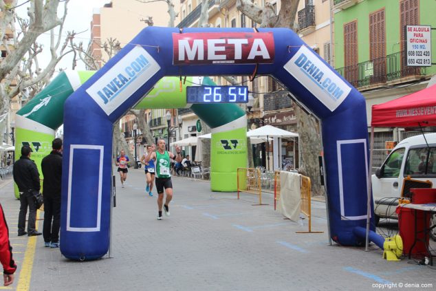 108 2º Marcha Solidaria Deniacom a favor del CEE Raquel Payà llegada a meta