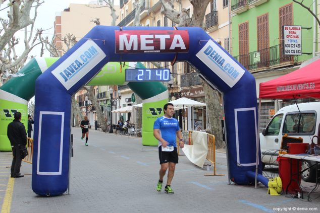 113 2º Marcha Solidaria Deniacom a favor del CEE Raquel Payà llegada a meta