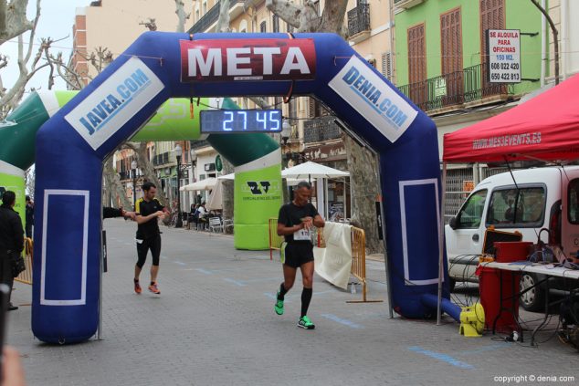 114 2º Marcha Solidaria Deniacom a favor del CEE Raquel Payà llegada a meta