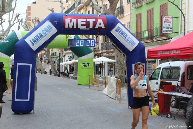 121 2º Marcha Solidaria Deniacom a favor del CEE Raquel Payà llegada a meta