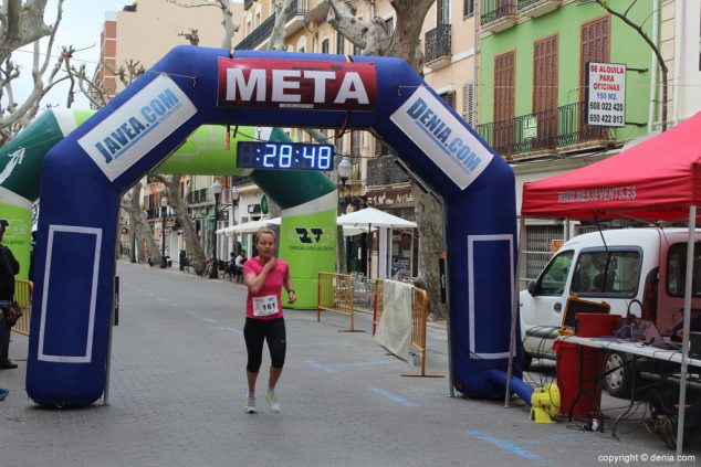 124 2º Marcha Solidaria Deniacom a favor del CEE Raquel Payà llegada a meta