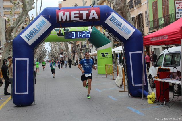 148 2º Marcha Solidaria Deniacom a favor del CEE Raquel Payà llegada a meta