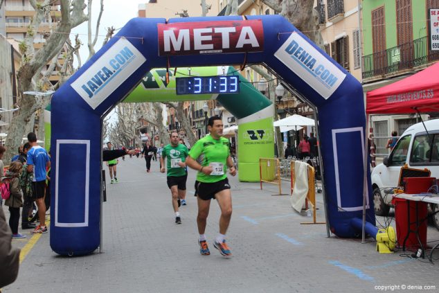 150 2º Marcha Solidaria Deniacom a favor del CEE Raquel Payà llegada a meta