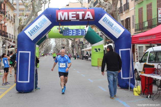 168 2º Marcha Solidaria Deniacom a favor del CEE Raquel Payà llegada a meta