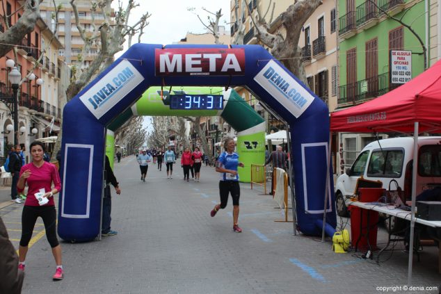 175 2º Marcha Solidaria Deniacom a favor del CEE Raquel Payà llegada a meta