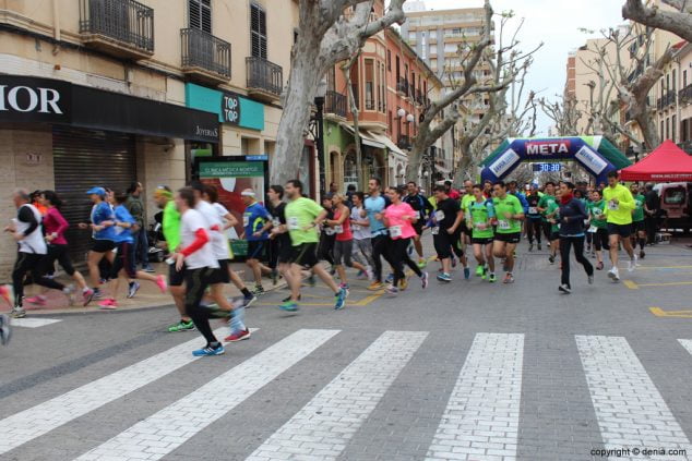 19 2º Marcha Solidaria Raquel Payà salida de los corredores