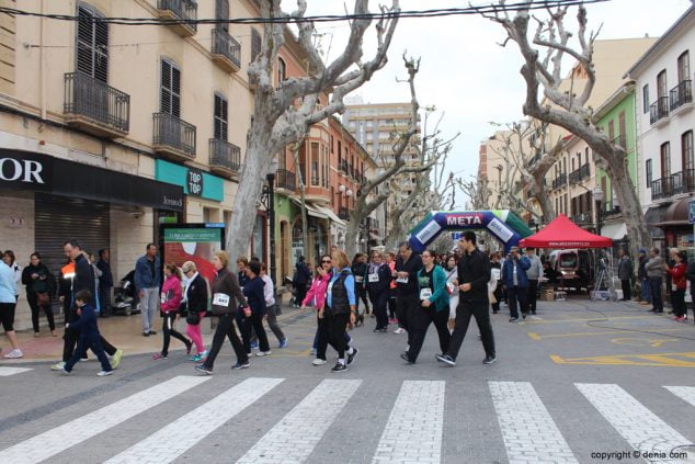 25 2º Marcha Solidaria Raquel Payà salida de los caminantes