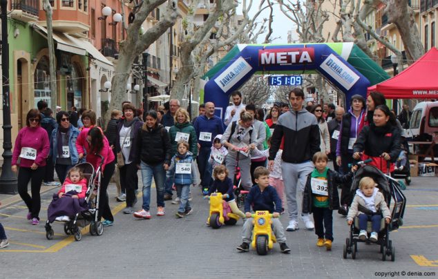 27 2º Marcha Solidaria Raquel Payà salida de los caminantes