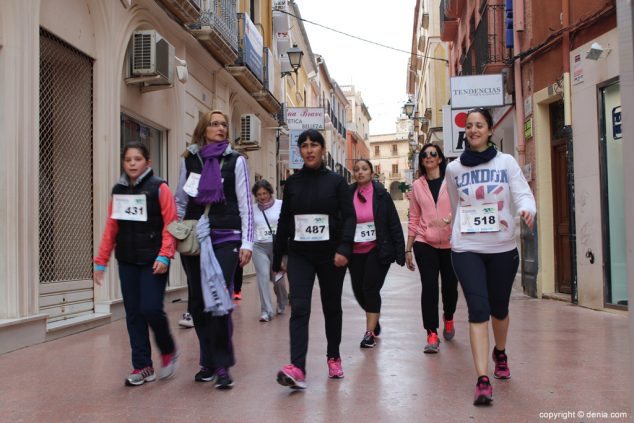 70 2º Marcha Solidaria Deniacom a favor del CEE Raquel Payà caminantes