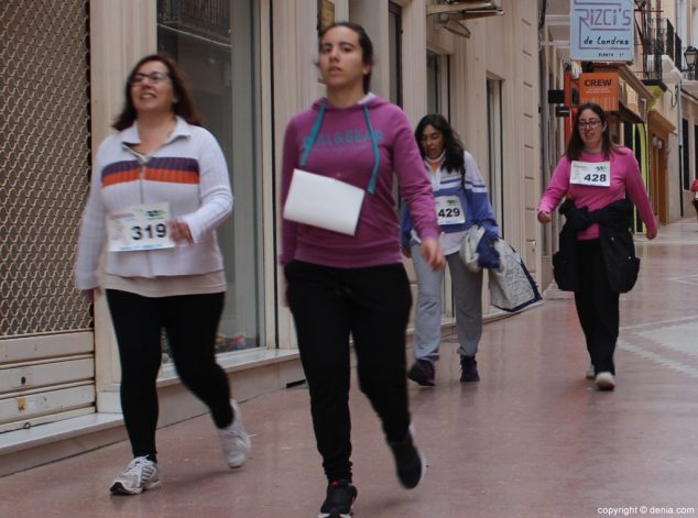 72 2º Marcha Solidaria Deniacom a favor del CEE Raquel Payà caminantes