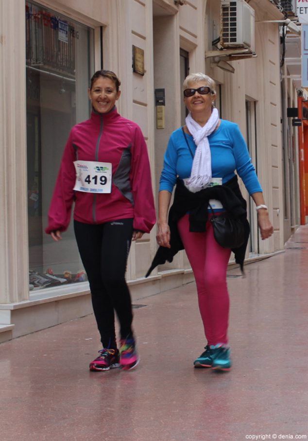 77 2º Marcha Solidaria Deniacom a favor del CEE Raquel Payà caminantes