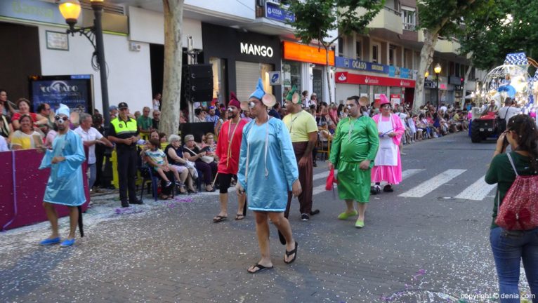 Carrozas Dénia 2015 - Comparsa Les Roques