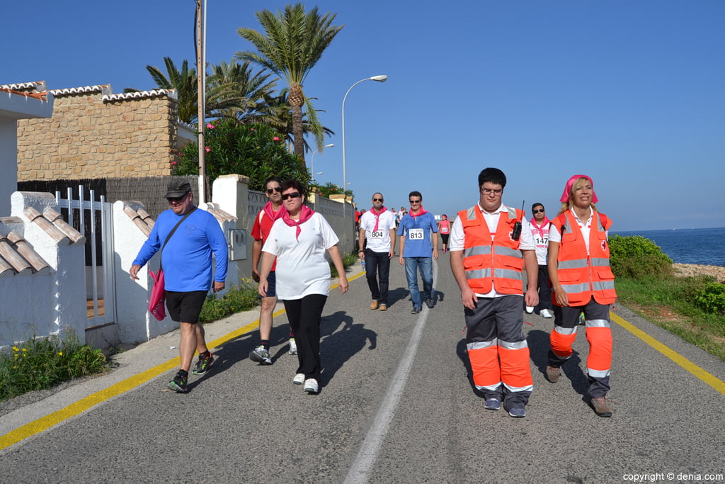 Caminata solidaria AECC – Caminantes