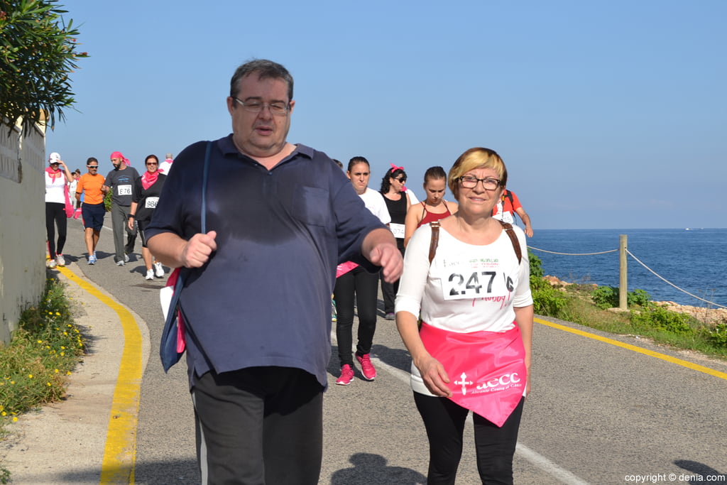 Caminata solidaria AECC – Caminantes