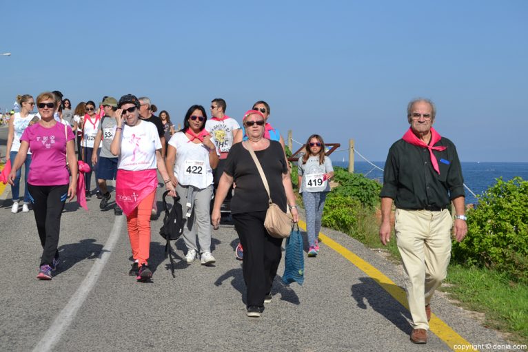 Caminata solidaria AECC - Caminantes