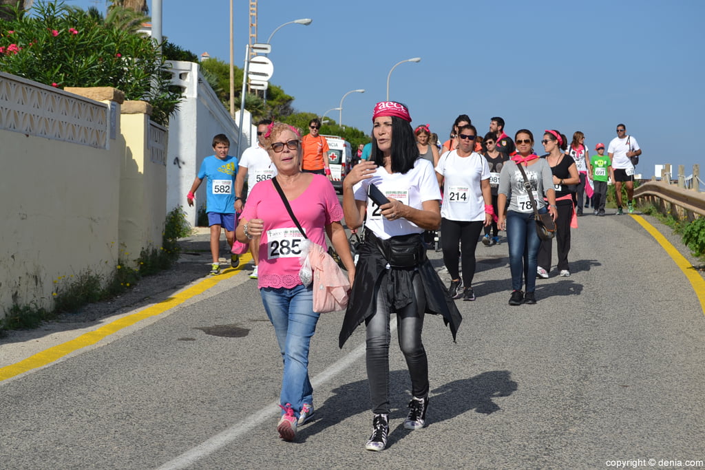 Caminata solidaria AECC – Caminantes