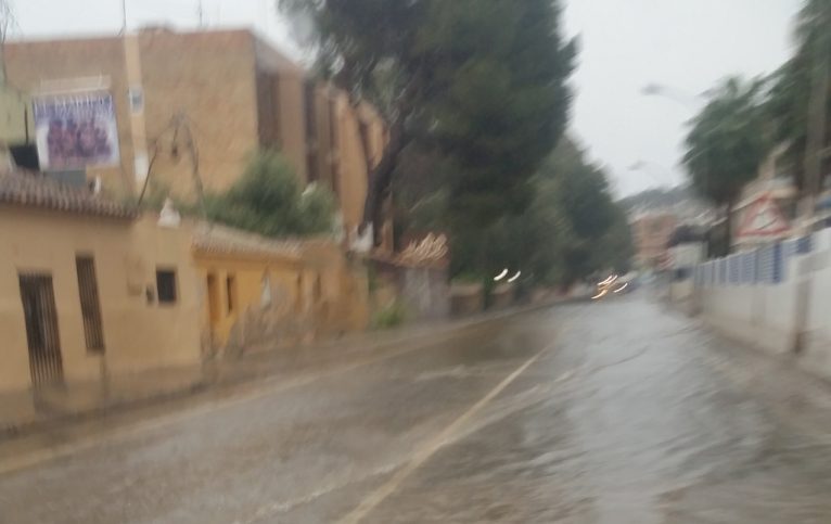 Carretera de Les Rotes inundada