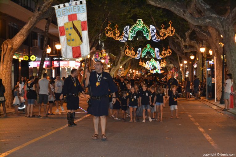 Retreta Moros y Cristianos 2016 - Filà Deniers