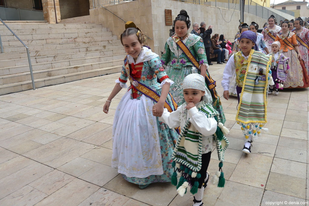 Pleitesías fallas Dénia 2017 – Falla Campaments