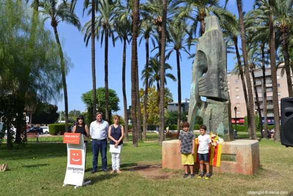 9 doctubre compromis per denia ofrenda de flores