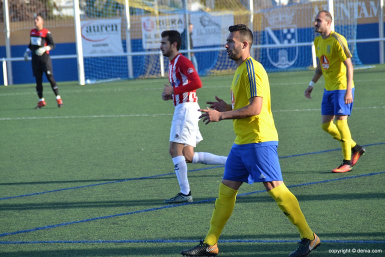 Javi durante el partido