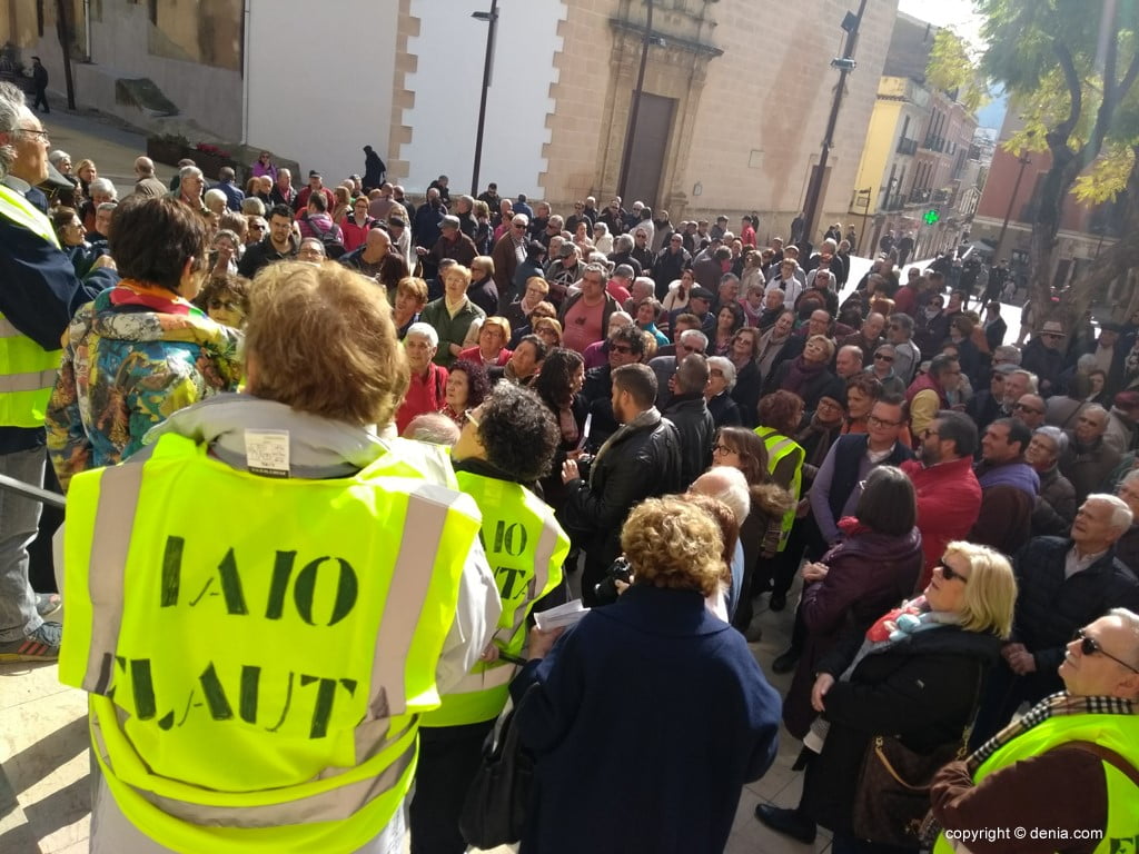 Los yayoflautas se concentran en Dénia