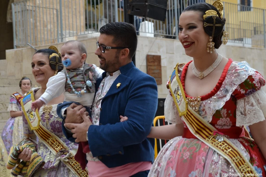 Pleitesias a las falleras mayores de Dénia – Falla Baix la Mar