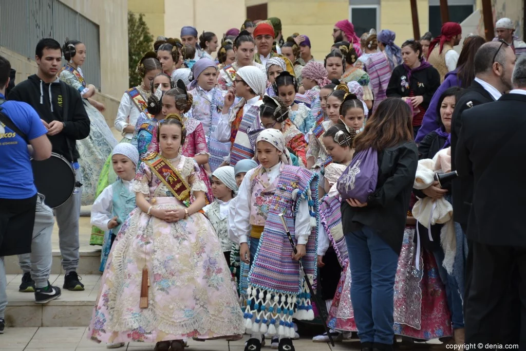 Pleitesias a las falleras mayores de Dénia – Falla Campaments