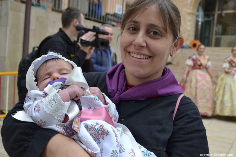 Pleitesias a las falleras mayores de Dénia - Falla Campaments