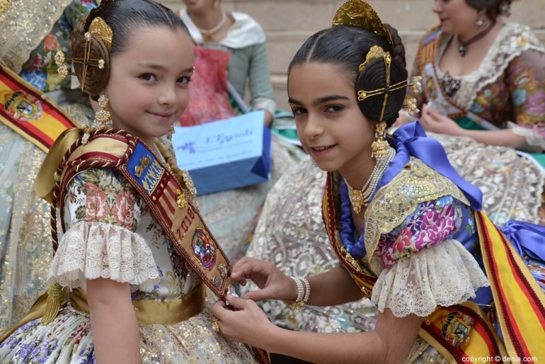 Pleitesias a las falleras mayores de Dénia - Falla Oeste