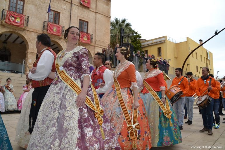 Pleitesias a las falleras mayores de Dénia - Falla Saladar