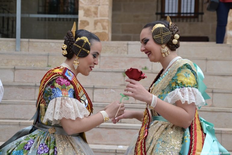 Pleitesias a las falleras mayores de Dénia - Falla Diana