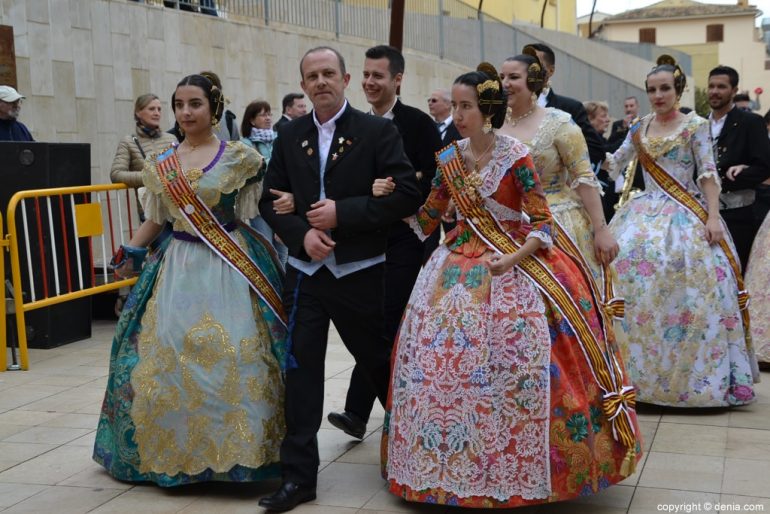 Pleitesias a las falleras mayores de Dénia - Falla Diana