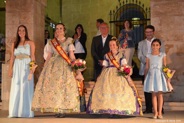 Elección Falleras Mayores de Dénia 2019 - Con las falleras mayores de Dénia 2018