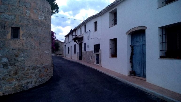 Asfaltado de caminos rurales en Jesús Pobre