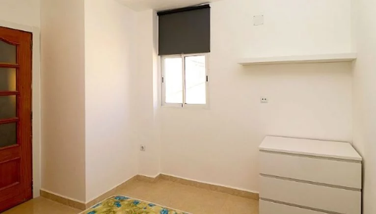 Una de las dos habitaciones de una casa de pueblo en venta en Dénia - Euroholding